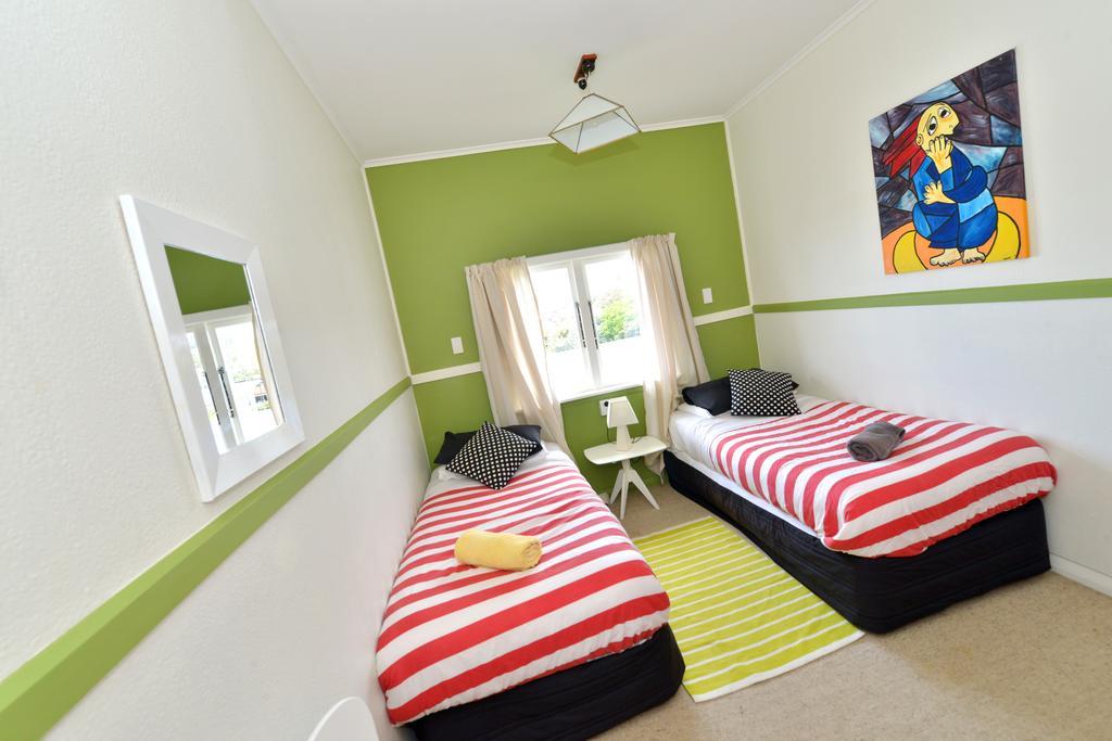 Ducks & Drakes Boutique Motel & Backpackers New Plymouth Exterior foto